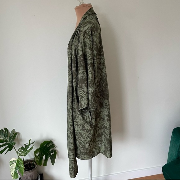 Lululemon Yoga Haven Kimono Mini Wavy Desert Olive Fatigue Green Cardigan EUC 10 - Picture 9 of 12